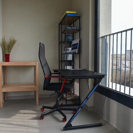 Sunlit Elegance Escape Apartment فارنا المظهر الخارجي الصورة
