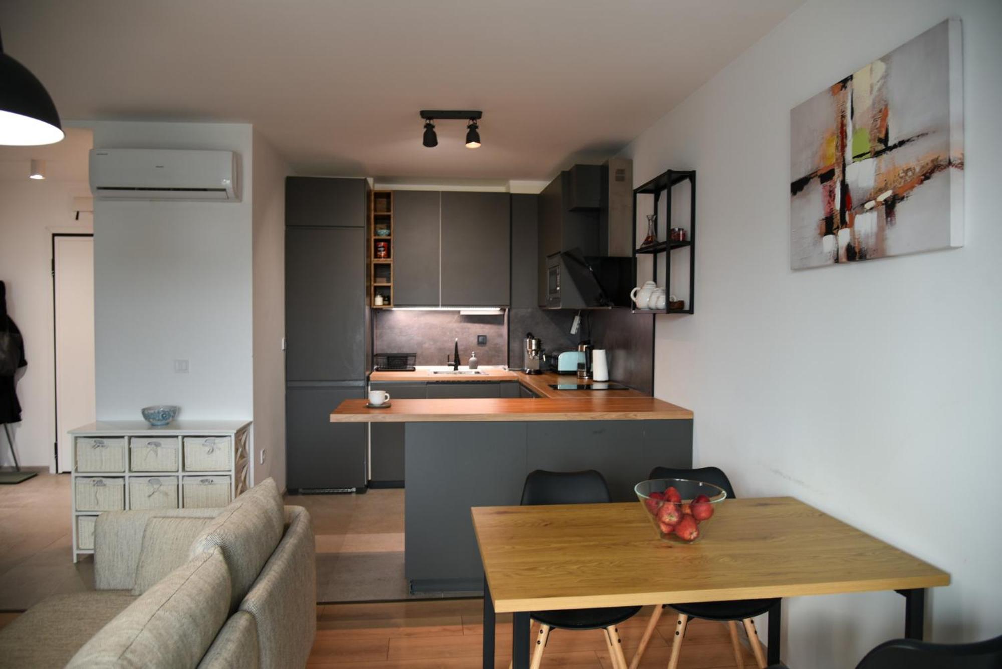Sunlit Elegance Escape Apartment فارنا المظهر الخارجي الصورة