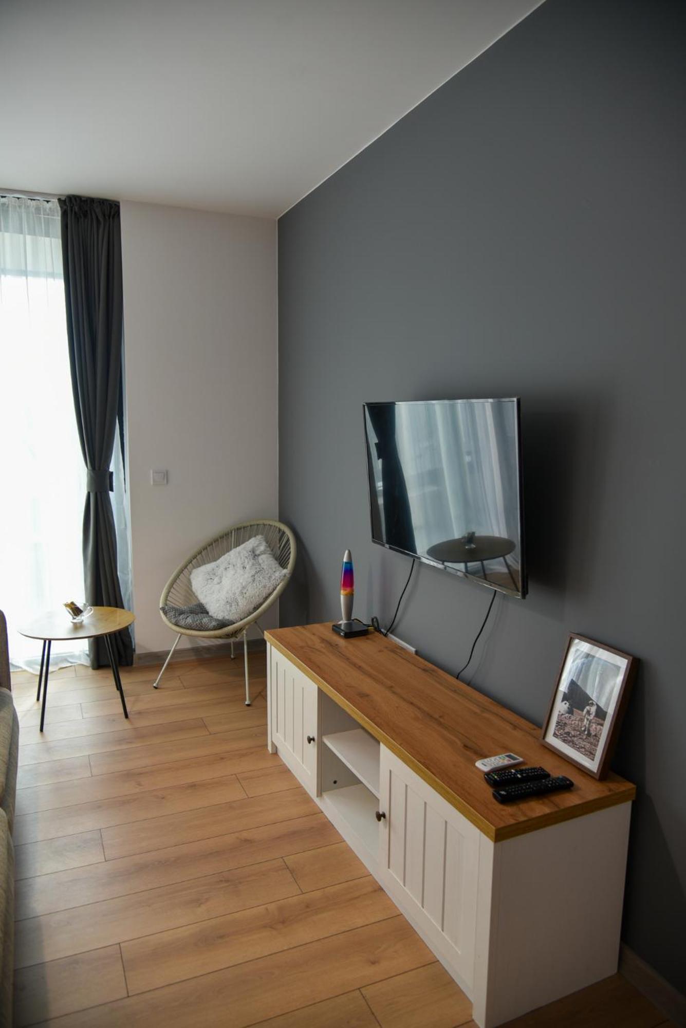Sunlit Elegance Escape Apartment فارنا المظهر الخارجي الصورة