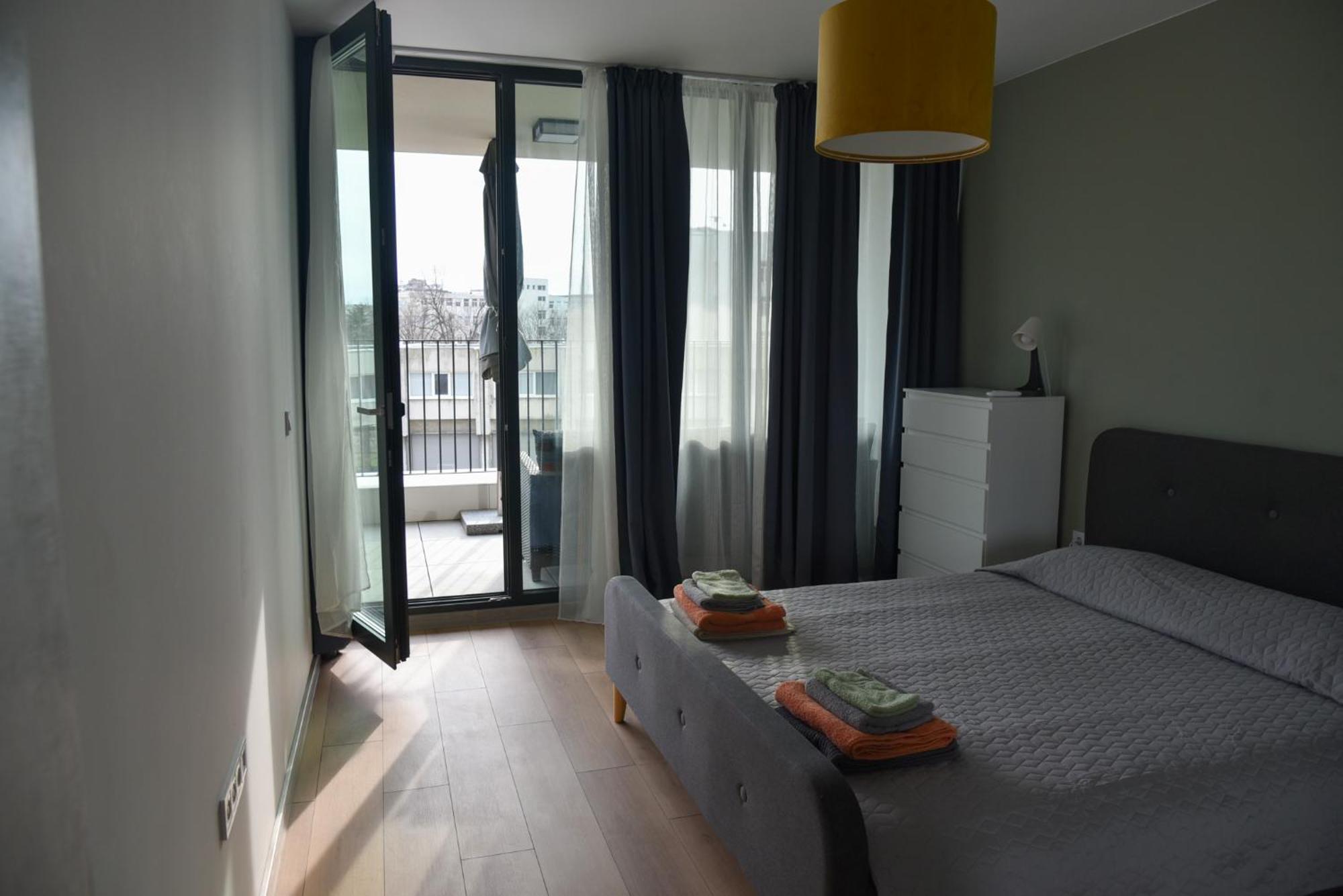 Sunlit Elegance Escape Apartment فارنا المظهر الخارجي الصورة