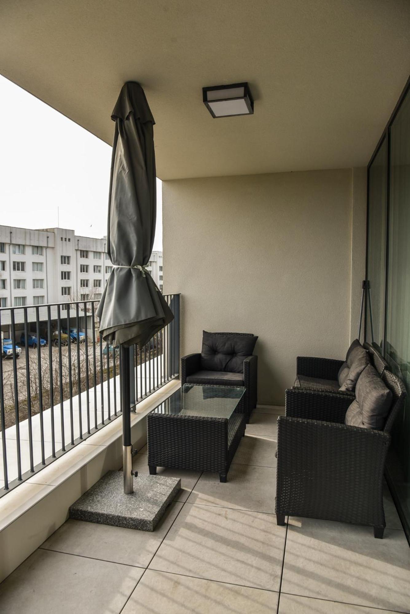 Sunlit Elegance Escape Apartment فارنا المظهر الخارجي الصورة